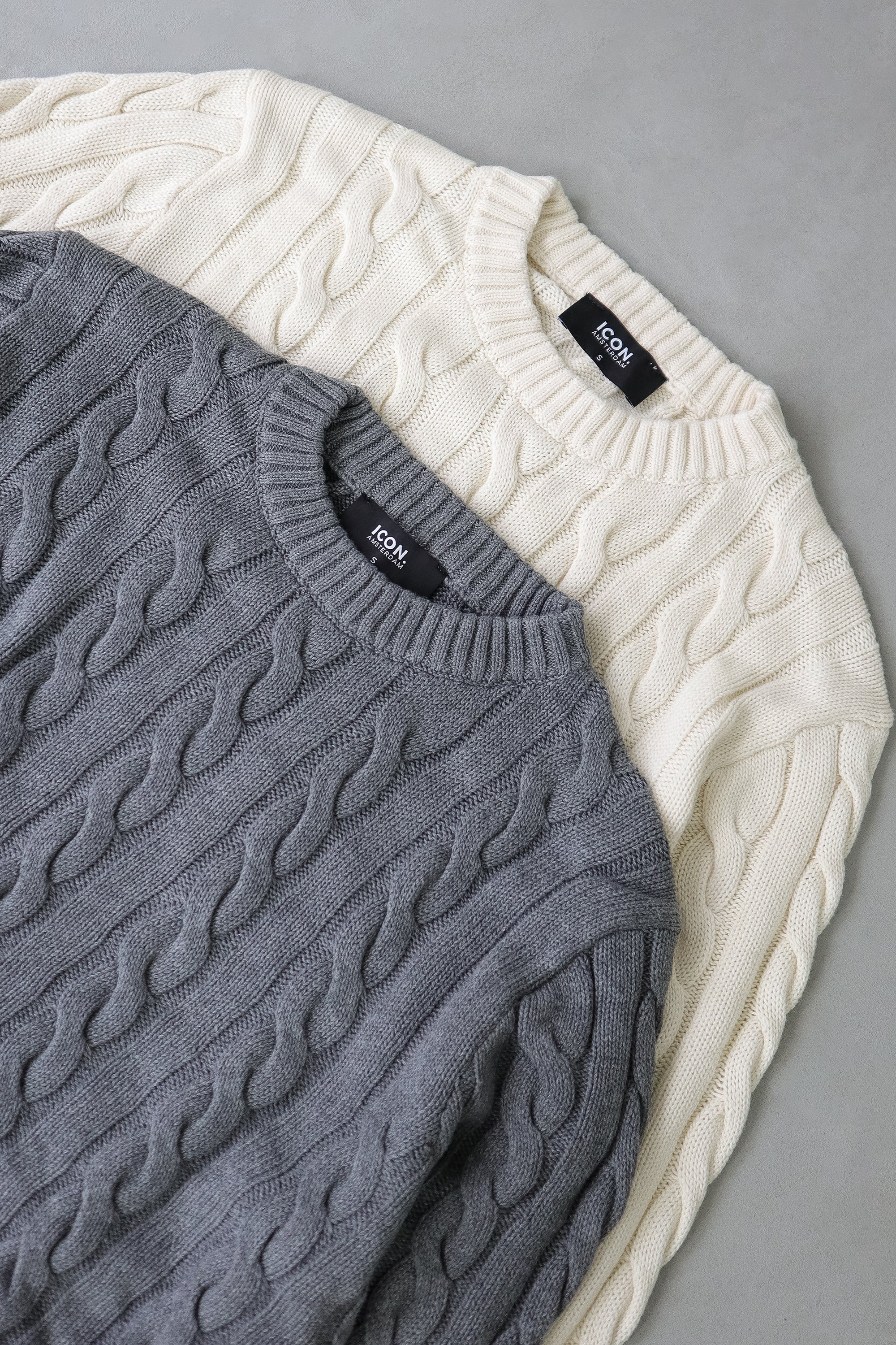 THE CABLE KNIT CREWNECK SWEATER | Montessari